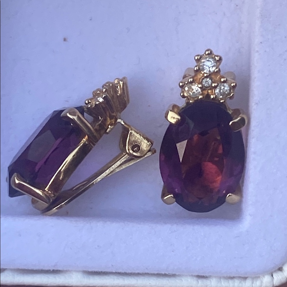 Christian Dior Gold-Tone Purple Oval Crystal Stud Earrings with Accent Stones - Picture 7 of 7
